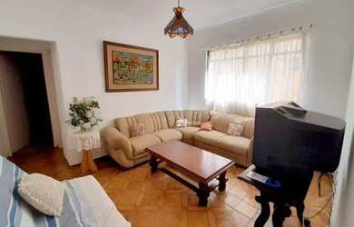 Imagem: O apartamento possui 1 Dormitório, 1 Banheiro, 1 Vaga na garagem