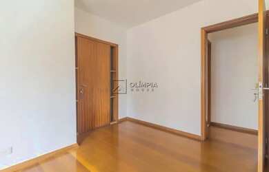 Imagem: O apartamento possui 2 Dormitórios, 2 Banheiros, 2 Vagas na