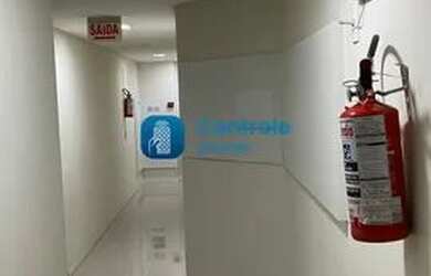 Imagem 12: Sala comercial com garagem no bairro Agronômica, em Florianópolis