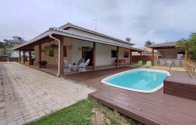 Imagem: A casa em condomínio possui 4 Dormitórios, 5 Banheiros, 4