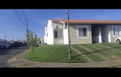 Imagem: Casa a venda no condomínio Rio claro