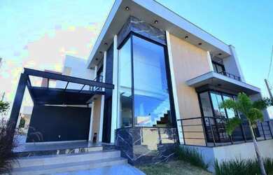 Imagem: A casa em condomínio possui 3 Dormitórios, 2 Banheiros, 2