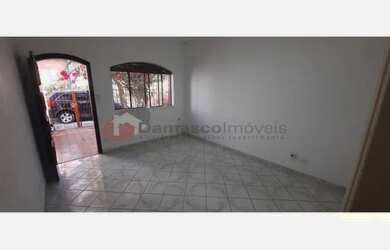 Imagem: A casa possui 2 Dormitórios, 2 Banheiros, 1 Vaga na garagem