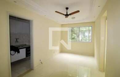 Imagem: O apartamento possui 2 Dormitórios, 1 Banheiro, 55m² de Área