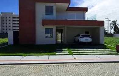 Imagem: A casa em condomínio possui 4 Dormitórios, 4 Banheiros, 4