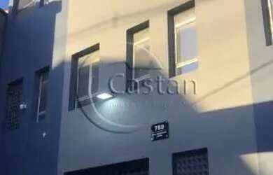 Imagem: O depósito possui 5 Vagas na garagem, 1.500m² de Área e