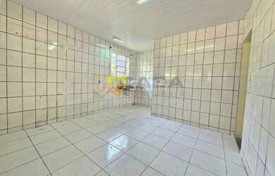 Imagem 11: LU - Casa linear com 3 quartos e suíte, localização estratégica em...