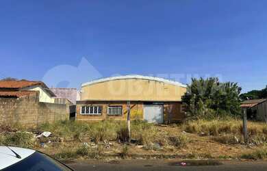 Imagem: O terreno possui 480m² de Área e está localizado em Jardim