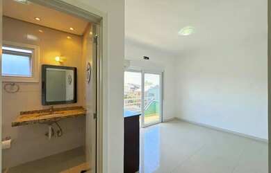 Imagem 10: Casa em Hípica. Piscina, Churrasqueira, Área de serviçoeLareira