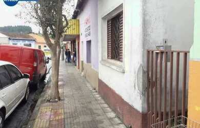 Imagem: O depósito possui 2.330m² de Área, Imóvel novo e está