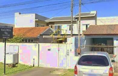 Imagem: A casa possui 3 Dormitórios, 1 Banheiro, 5 Vagas na garagem