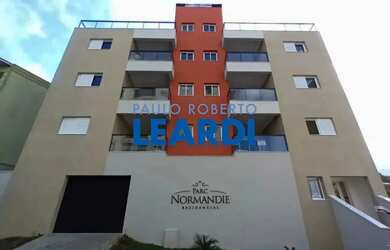 Imagem: O apartamento possui 1 Dormitório, 2 Banheiros, 1 Vaga na garagem