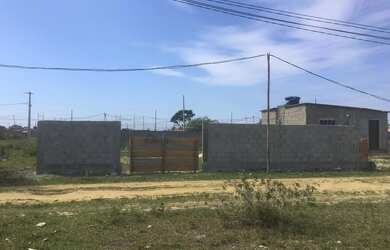 Imagem: O terreno possui 360m² de Área e está localizado em Samburá