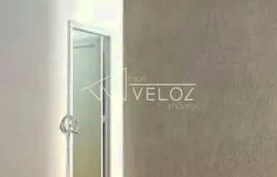 Imagem 14: Kitnet/Conjugado / Residencial / Glória