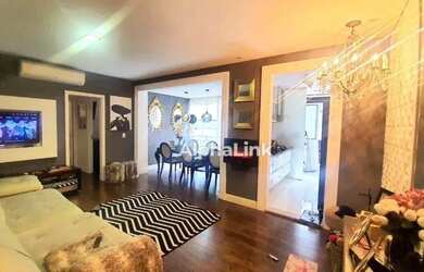 Imagem: O apartamento possui 2 Dormitórios, 4 Banheiros, 2 Vagas na