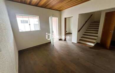 Imagem: O depósito possui 168m² de Área e está localizado em Centro