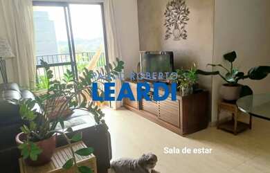 Imagem: O apartamento à venda possui 3 Dormitórios, 2 Banheiros, 2