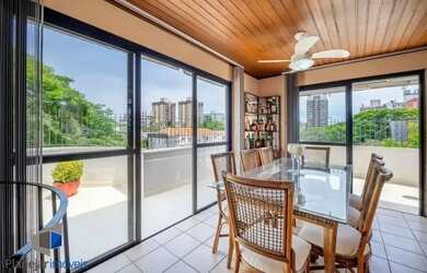 Imagem: O apartamento na cobertura possui 2 Dormitórios, 2 Banheiros