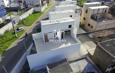 Imagem: O apartamento possui 3 Dormitórios, 2 Banheiros, 197m² de