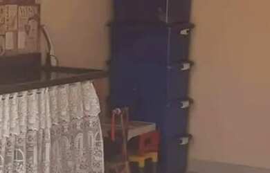 Imagem: A casa em condomínio possui 3 Dormitórios, 2 Banheiros, 2