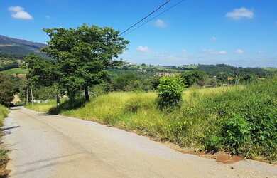 Imagem: O terreno possui 360m² de Área e está localizado em São