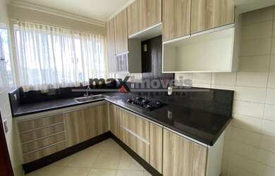 Imagem: O apartamento possui 3 Dormitórios, 1 Banheiro, 1 Vaga na garagem