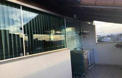 Imagem: O apartamento na cobertura possui 3 Dormitórios, 2 Banheiros