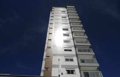 Imagem: O apartamento possui 4 Dormitórios, 3 Banheiros, 3 Vagas na