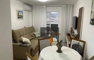 Imagem: O apartamento possui 2 Dormitórios, 1 Banheiro, 2 Vagas na