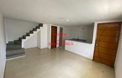 Imagem: A casa possui 2 Dormitórios, 1 Banheiro, 1 Vaga na garagem