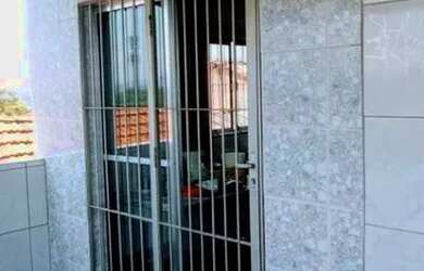 Imagem 4: Casas em Terreno com 654 metros a Venda R$ 1.000,000,00 IPTU R$ 650,00 reais Mensal Local