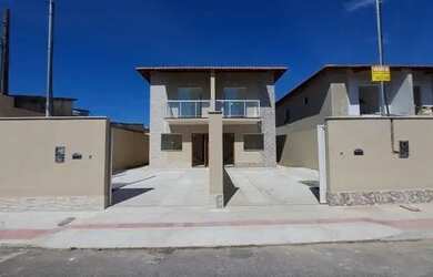 Imagem: A casa possui 3 Dormitórios, 3 Vagas na garagem, 180m² de