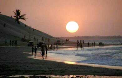 Imagem 15: Alugo linda casa no Paracuru por temporada. Piscina 3 quartos 3 banheiros