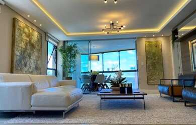 Imagem: O apartamento possui 3 Dormitórios, 4 Banheiros, 2 Vagas na