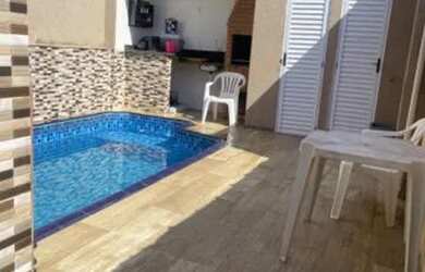 Imagem 2: Casa temporada. 2 Vagas na garageme2 Dormitórios