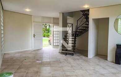 Imagem: O apartamento possui 3 Dormitórios, 5 Banheiros, 2 Vagas na