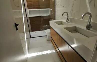 Imagem 10: Casa Jardim Brescia. Churrasqueira, Varanda, Guarda roupae137m² de Área