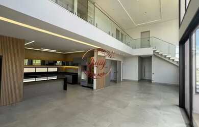 Imagem: A casa em condomínio possui 4 Dormitórios, 5 Banheiros, 4