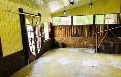 Imagem 6: Loja a Venda. 360m² de Área, 4 Vagas na garageme1 Dormitório