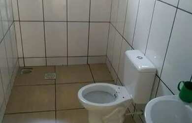 Imagem 4: Casa sítio alugo. 10.000m² de Área, 5 Vagas na garageme3 Dormitórios