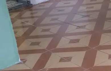 Imagem: A casa possui 3 Dormitórios, 1 Banheiro e está localizado