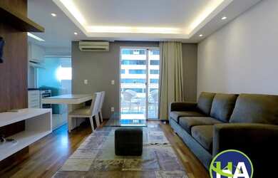 Imagem: O apartamento possui 1 Dormitório, 2 Banheiros, 1 Vaga na garagem