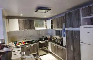 Imagem: A casa possui 2 Dormitórios, 2 Banheiros e está localizado