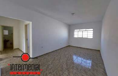 Imagem: O apartamento possui 2 Dormitórios, 1 Banheiro, 56m² de Área