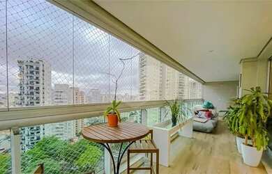 Imagem: O apartamento à venda possui 3 Dormitórios, 5 Banheiros, 4