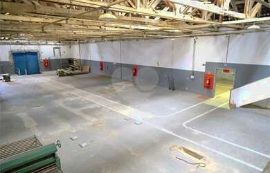 Imagem: O depósito possui 2.000m² de Área e está localizado em