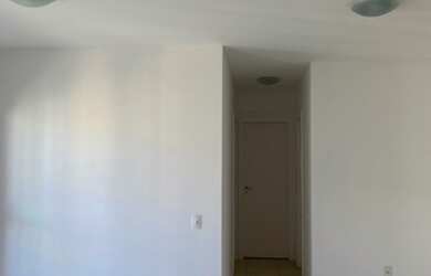 Imagem: O apartamento possui 2 Dormitórios, 2 Banheiros, 2 Vagas na