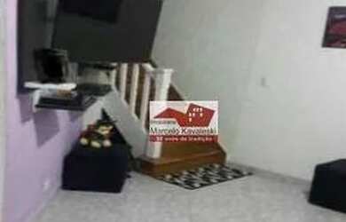 Imagem: A casa possui 2 Dormitórios, 2 Banheiros, 2 Vagas na garagem