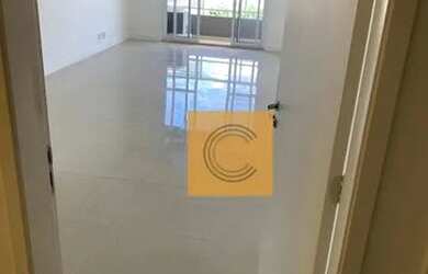 Imagem: O depósito para alugar possui 1 Vaga na garagem e 32m² de