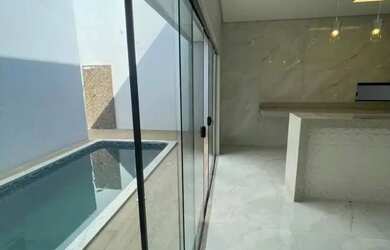 Imagem 10: Casa em Palmas. Piscina, Churrasqueira, 148m² de Áreae2 Banheiros